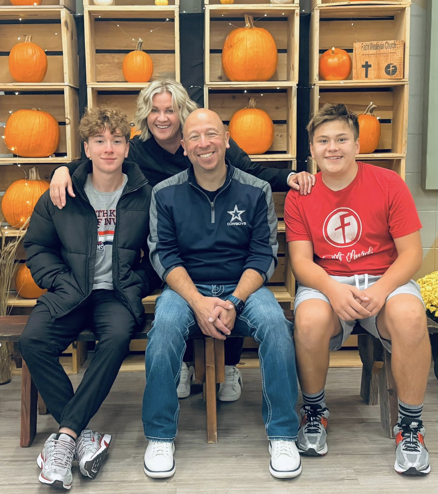 sanchez-family-harvest-fesitval